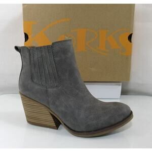 Korks Hadley Size 7.5 Chelsea Block Heel Booties Ankle Wedge Boots Light Grey